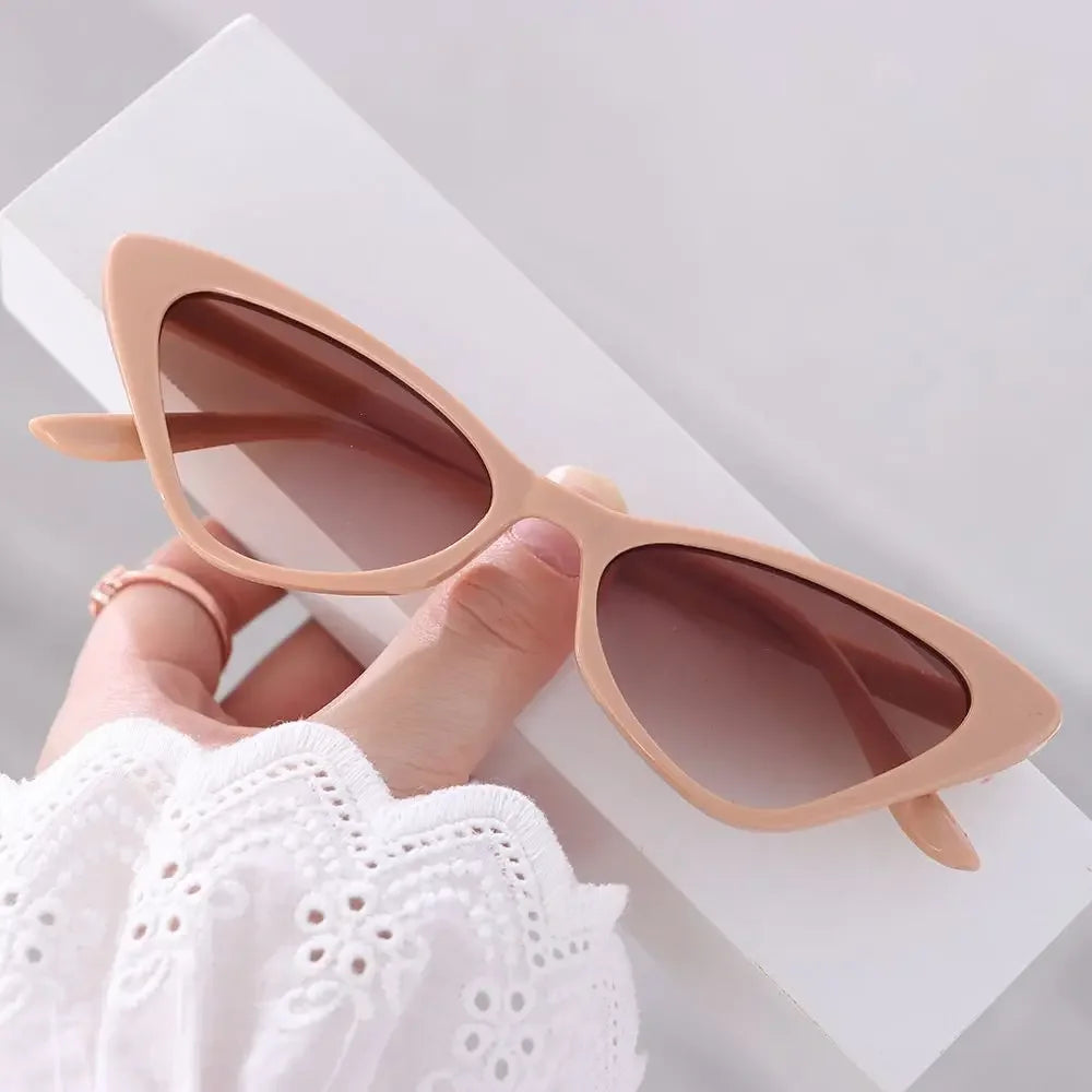 Vintage Small Cat Eye Sunglasses for Women Trendy Half-frame Sun Glasses UV400 Fashion Shades Eyewear Summer Anti UV Sunglasses